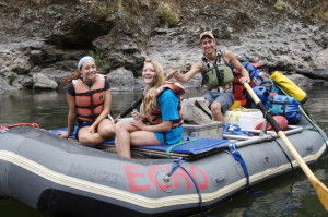 An oar boat on the Rogue