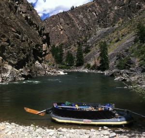 Sweep boat - Photo by Hata Hill via Instagram